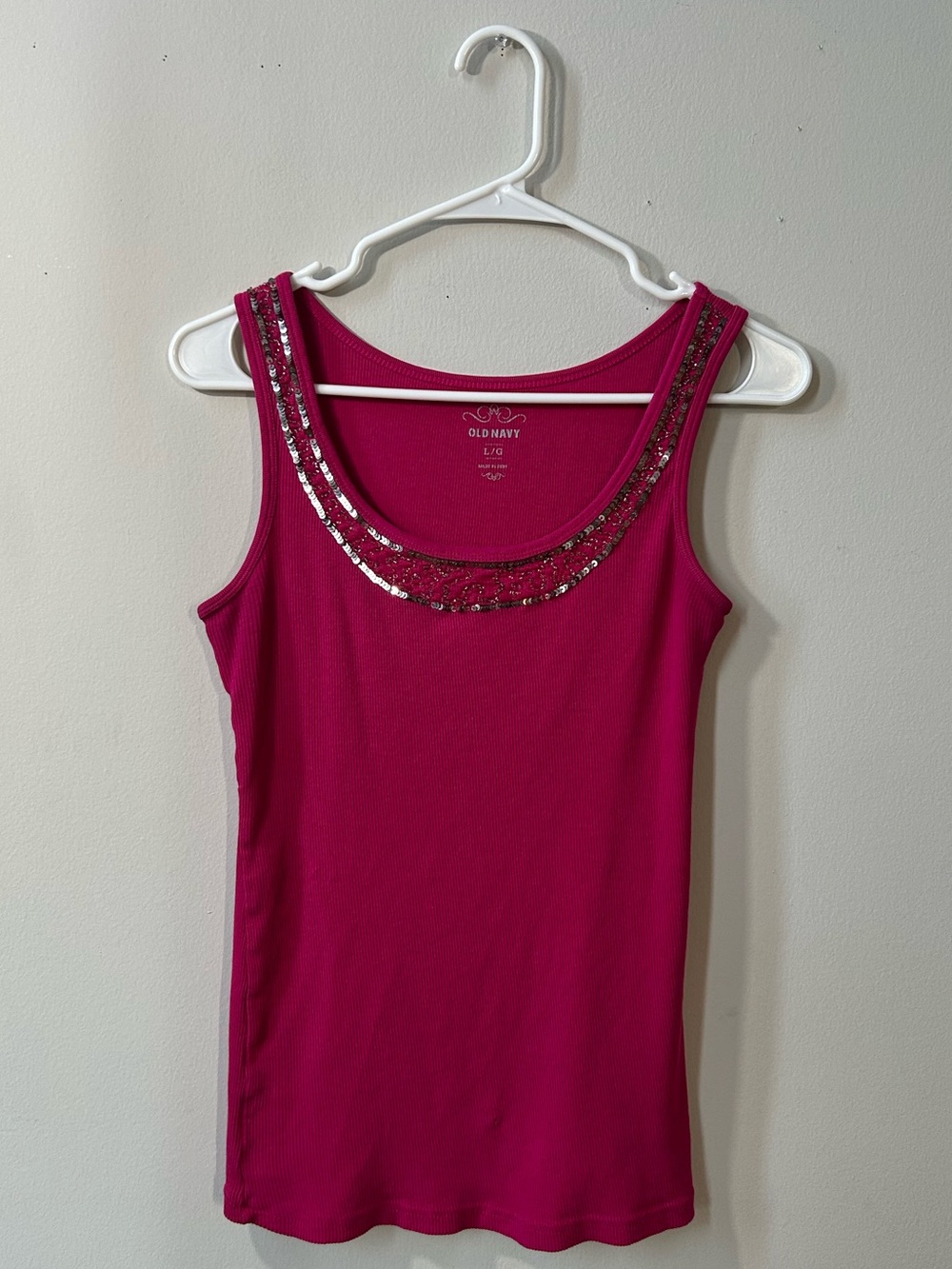 Old Navy Cotton Fuchsia Sequin Scoop Neck Tank